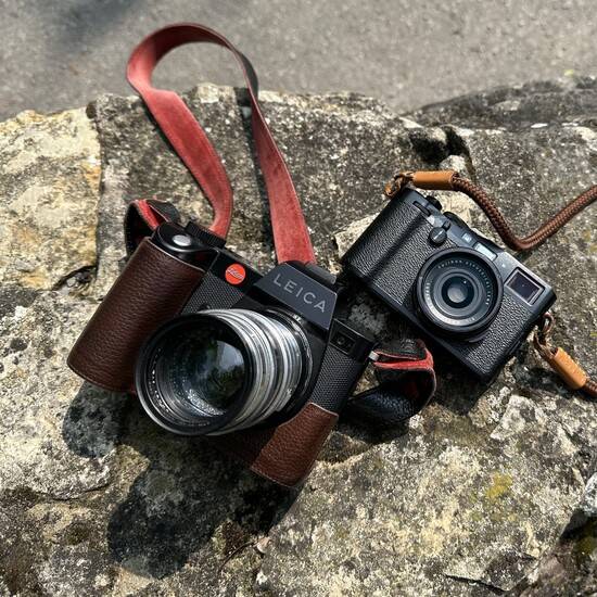 촬영감독 이석준씨가 콘티 작업에 활용하기 위해 로케이션 장소를 미리 찍어두는 카메라. 본인 제공