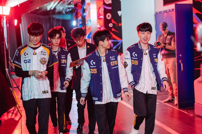 라이엇게임즈 플리커.