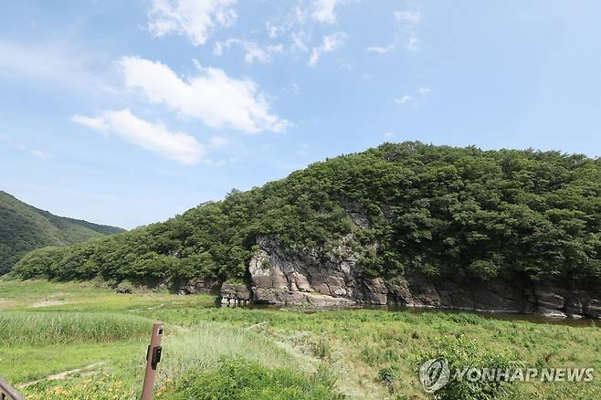 세계유산 등재 앞둔 울주 대곡리 반구대 암각화 (울산=연합뉴스) 김용태 기자 = 울산 울주군 언양읍에 위치한 국보 '울주 대곡리 반구대 암각화'. 2025.7.3 yongtae@yna.co.kr