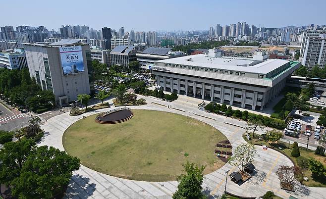 인천시청 청사 전경