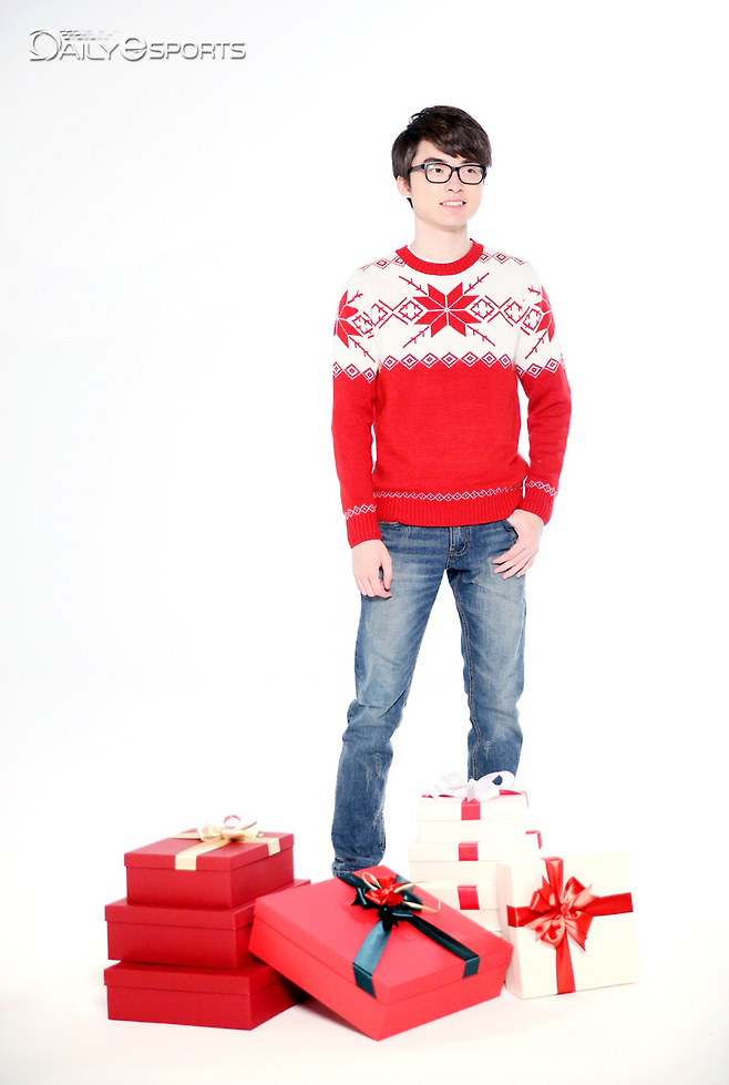 2016년 4월 29일 생애 첫 광고 촬영을 한 '페이커' 이상혁.