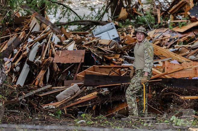 4일(현지시간) 미국 텍사스주 샌 안젤로의 과달루페 강 일대가 홍수로 침수된 모습. 2025.07.05  ⓒ AFP=뉴스1