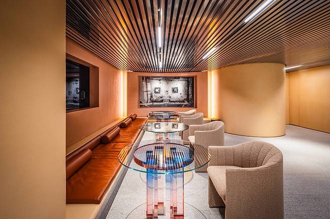 서울 신라호텔에 마련된 제네시스 플래그쉽 오너들만을 위한 '제네시스 라운지'.