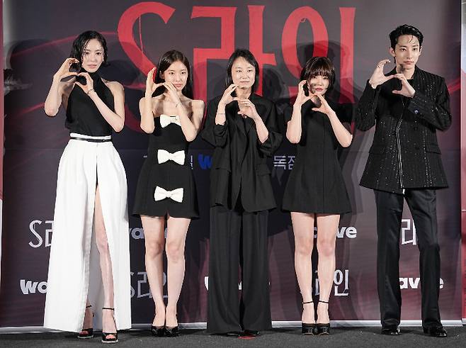 제작발표회에는 안주영 감독을 비롯해 배우 이수혁, 이다희, 이은샘, 아린 등이 참석해 작품을 소개했다. 웨이브 제공