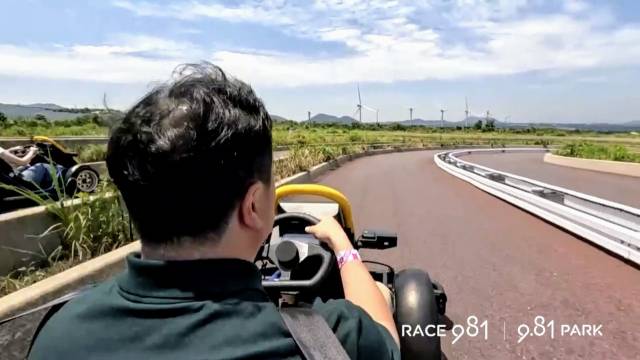 9.81파크 앱 내에 저장된 주행 영상의 모습.