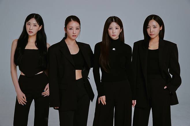 위드어스엔터테인먼트 제공.