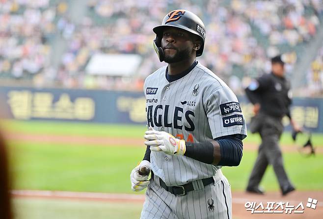 부상으로 재활 중인 한화 이글스 외국인 타자 에스테반 플로리얼. 사진 엑스포츠뉴스 DB
