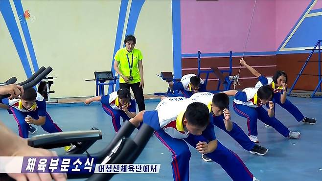 북한, 과학훈련으로 엘리트 체육 채찍질 (서울=연합뉴스) 조선중앙TV는 지난 6일 태권도와 레슬링, 빙상, 축구 등 종목의 훈련장을 찾아 선수들의 훈련 모습을 소개했다.  [조선중앙TV화면] 2025.7.7
    [국내에서만 사용가능. 재배포 금지. For Use Only in the Republic of Korea. No Redistribution] 
     nkphoto@yna.co.kr