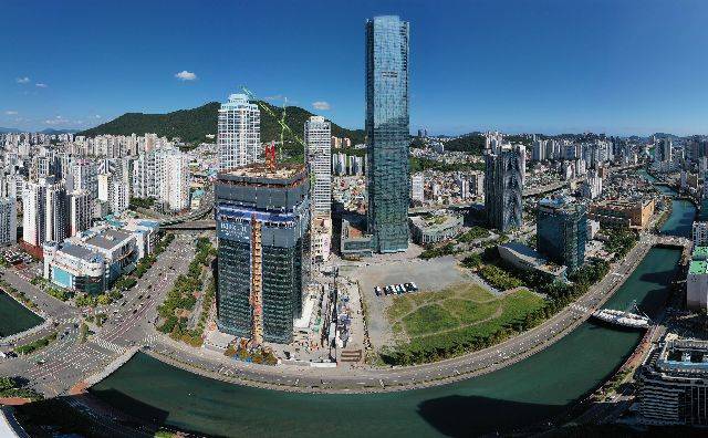 부산 남구 문현금융단지 모습. 부산일보DB