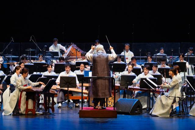 대구시립국악단 공연 장면.