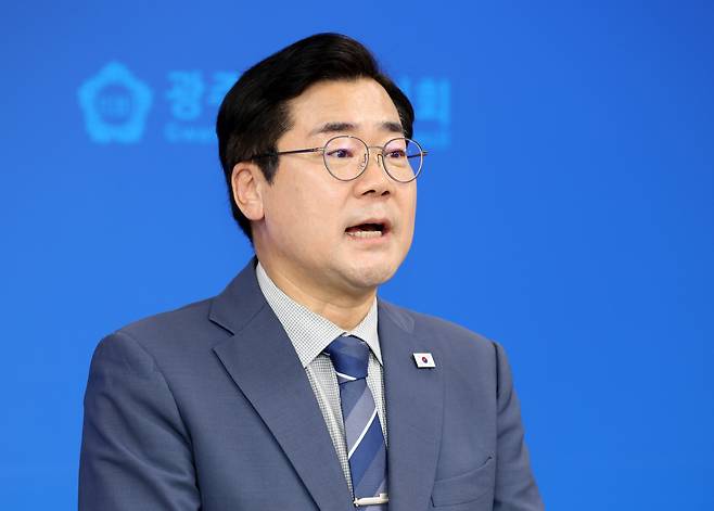 더불어민주당 박찬대 당 대표 후보가 7일 오전 광주광역시의회 기자회견장에서 열린 '호남이 묻고, 박찬대가 답하다'에서 발언하고 있다. /연합뉴스