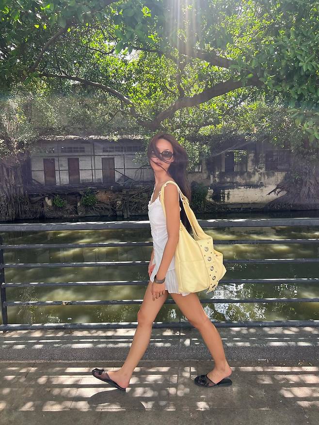 인스타그램 @eeyeees