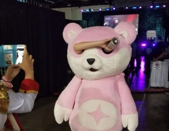 화면_캡처_2025-07-01_174915.png 아르바이트 중 너무 목이 말랐던 인형탈 아르바이트생