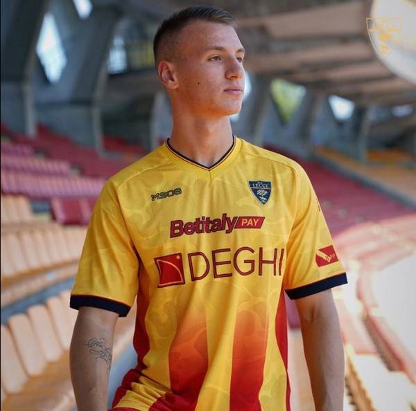 프란체스코 카마르다(레체). 레체 X 캡처