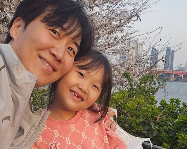 도경완이 딸 하영과 한강 데이트에 나섰다. / 도경완 소셜미디어 캡처