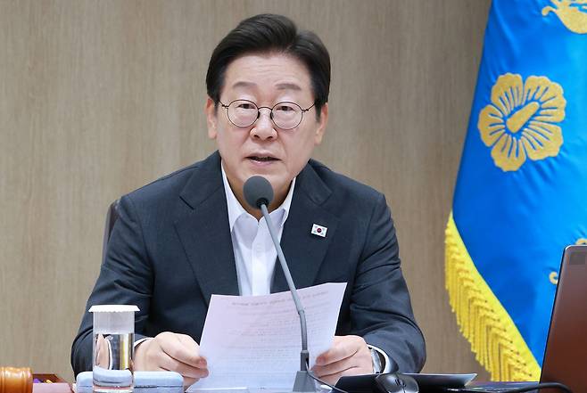 이재명 대통령이 8일 서울 용산 대통령실 청사에서 열린 국무회의에서 발언하고 있다. [대통령실통신사진기자단]