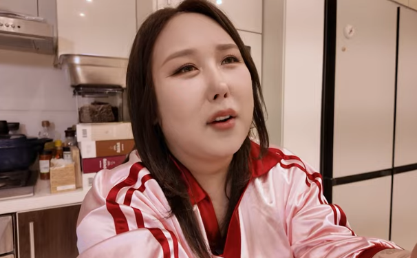 방송인 풍자가 남성과의 데이트 목격담에 대해 직접 입을 열었다. 유튜브 채널 ‘풍자테레비’ 캡처