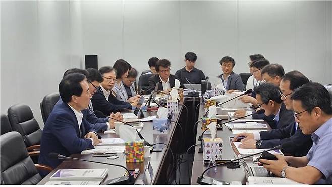 국정기획위원회 국가균형성장특별위원회 간담회 [부산시 제공. 재판매 및 DB 금지]