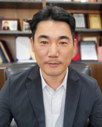 ◇이정완 ㈜디아이 대표이사