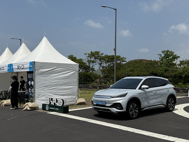 BYD가 국제e-모빌리티엑스포에 승용부문으로 첫 참가해 시승행사를 열었다./사진=백유진 기자 byj@