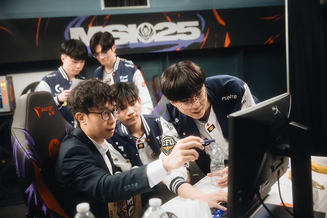 CTBC 플라잉 오이스터(CFO) '차위' 웡싱레이 감독(사진=라이엇 게임즈)