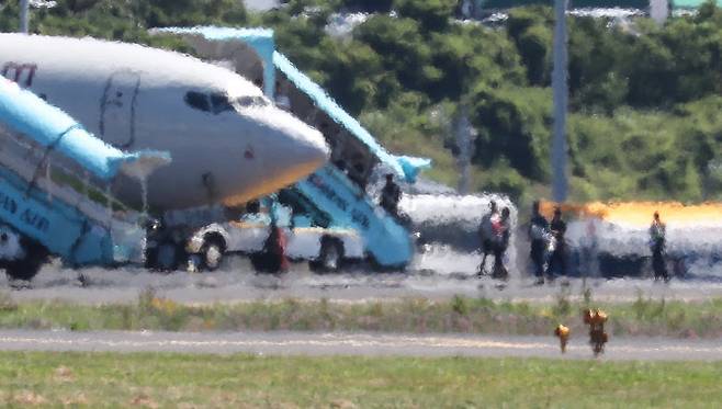 지난달 29일 제주국제공항 계류장 주위로 고온으로 인한 아지랑이가 피어오르고 있다. (사진=뉴시스)