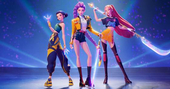 '케이팝 데몬 헌터스'의 걸그룹 헌트릭스. 중앙의 루미 캐릭터를 중심으로 줄거리가 흘러간다. 사진 넷플릭스