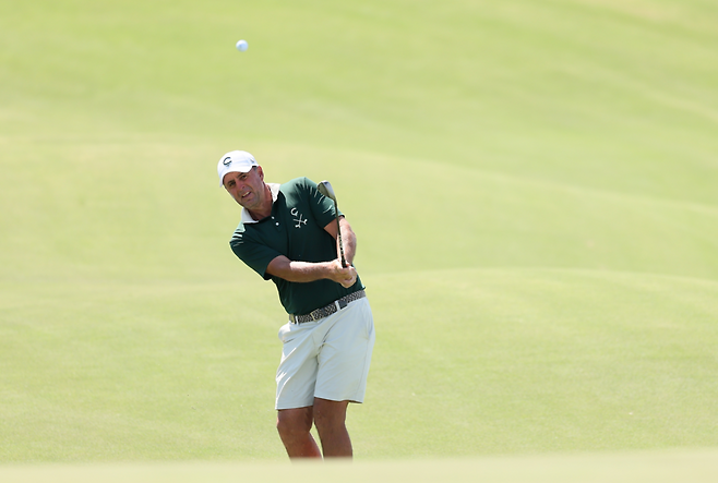 어프로치 장면. 게티이미지