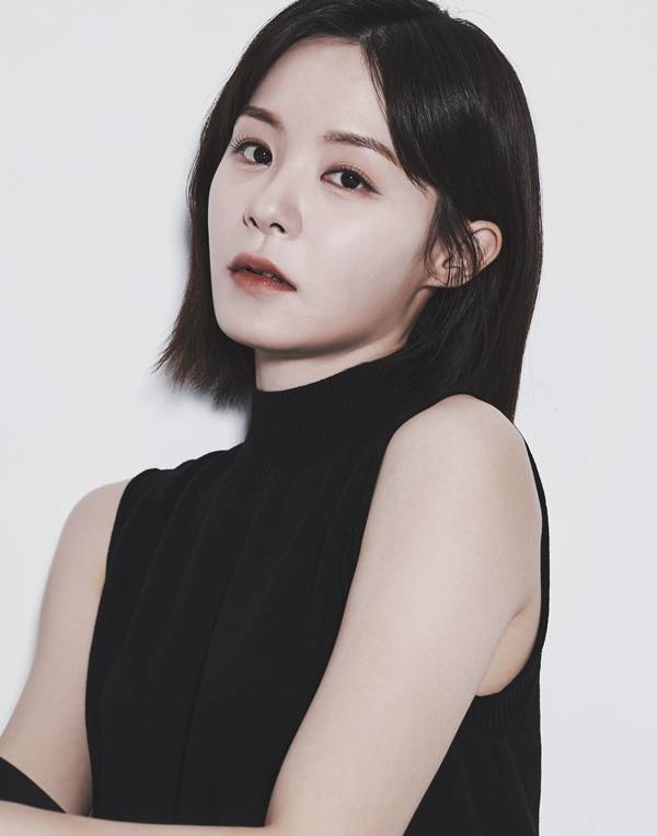 ▲ 오컬트 호러 영화 '디 아더 사이드'로 스크린에 첫 도전하는 이도이. 제공|에이치오이엔티