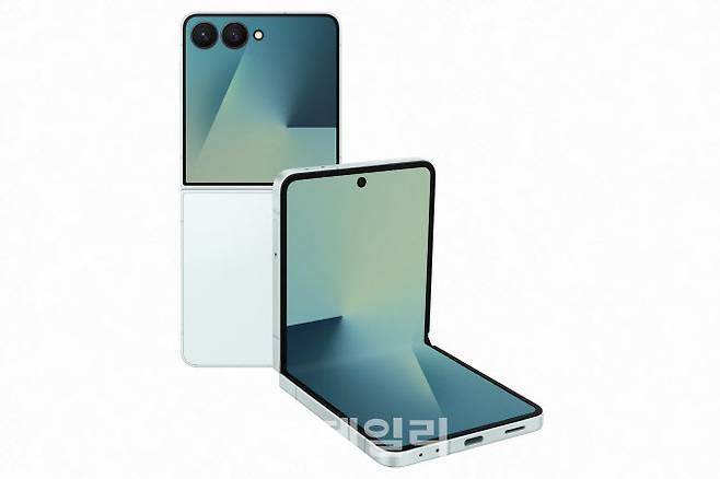 갤럭시 Z 플립7 민트.(사진=삼성전자)