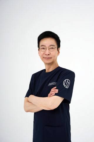 임이석테마피부과의원 임이석원장