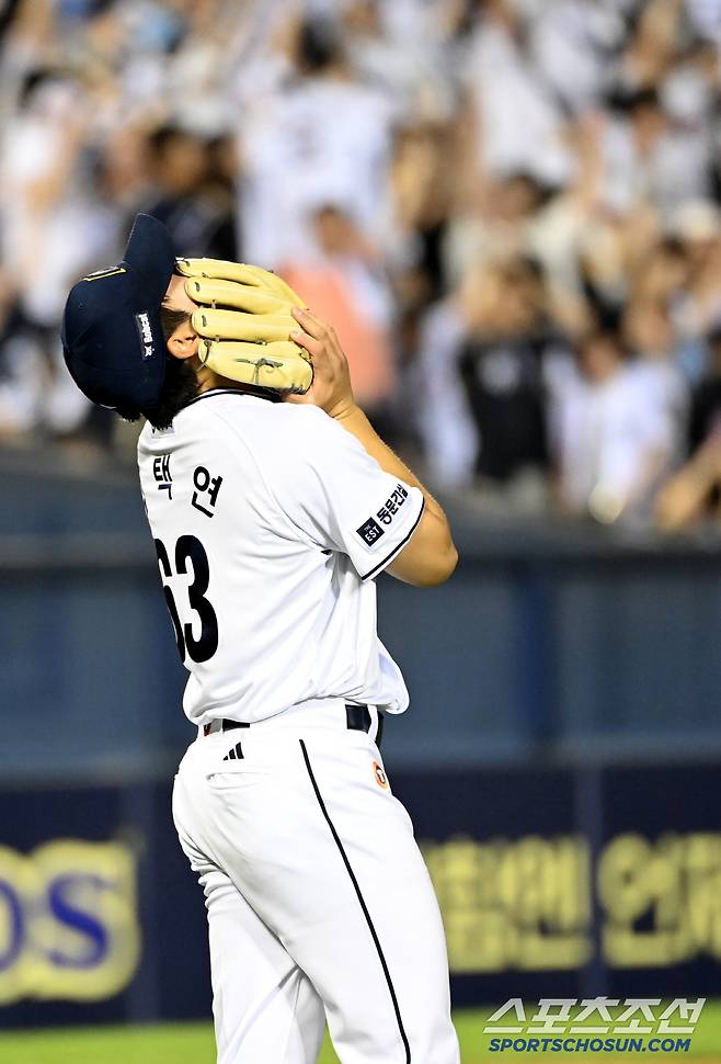 6일 잠실야구장에서 열린 KT와 두산의 경기, 두산이 8대7로 승리했다. 경기를 끝낸 김택연이 기뻐하고 있다. 잠실=허상욱 기자wook@sportschosun.com/2025.07.06/