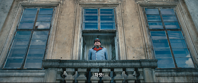 7917052083_486263_eaf39c89441db1bde031f69c15bbf4a3 (1).png 서부전선 이상없다 독일 장군 종전연설 장면