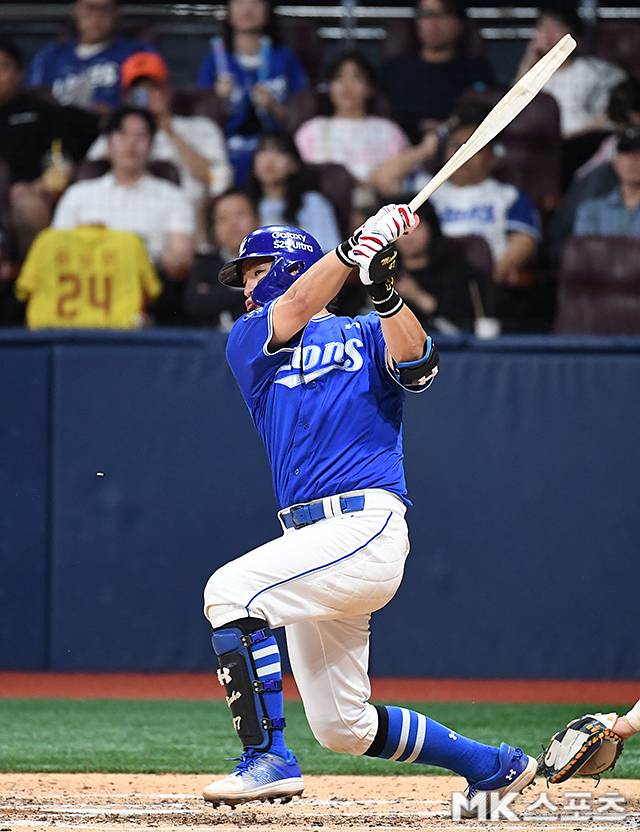 강민호는 10일 창원 NC전에서 홈런을 폭발시켰다. 사진=천정환 기자