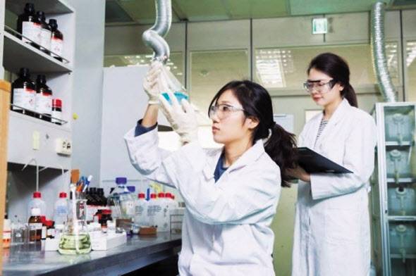 SK바이오팜 연구진 모습. [SK바이오팜 제공]