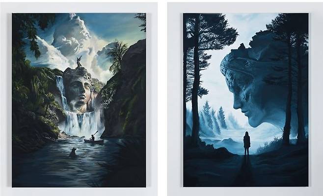 Daniel Arsham, The Wanderer and Their Dog, 2025, Acrylic on canvas,  76.2 × 58.4 × 5.1 cm. Courtesy of the artist and Perrotin.  Daniel Arsham, In the Blue Mist, 2025, Acrylic on canvas, 150 × 108 × 5.1cm. Courtesy of the artist and Perrotin *재판매 및 DB 금지