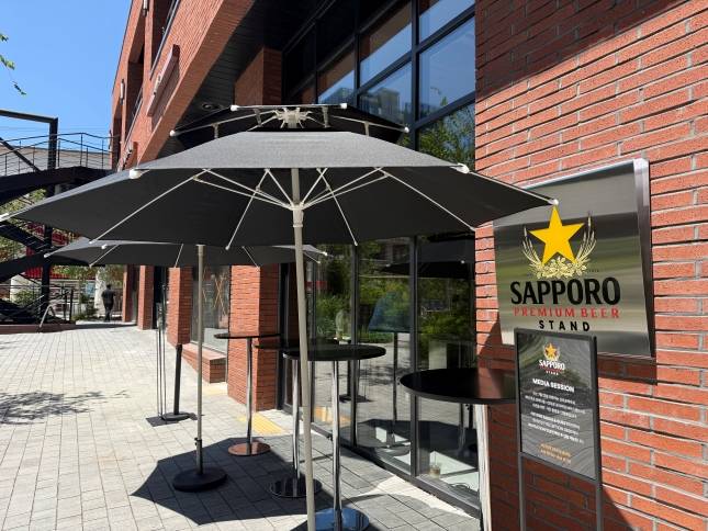 서울 성수동 '삿포로 프리미엄 비어 스탠드' 매장./사진=윤서영 기자 sy@