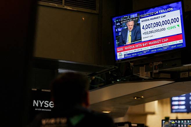 엔비디아가 10일 미국 뉴욕 증시에서 종가 기준으로는 처음으로 시가총액 4조달러를 넘었다./로이터 연합뉴스