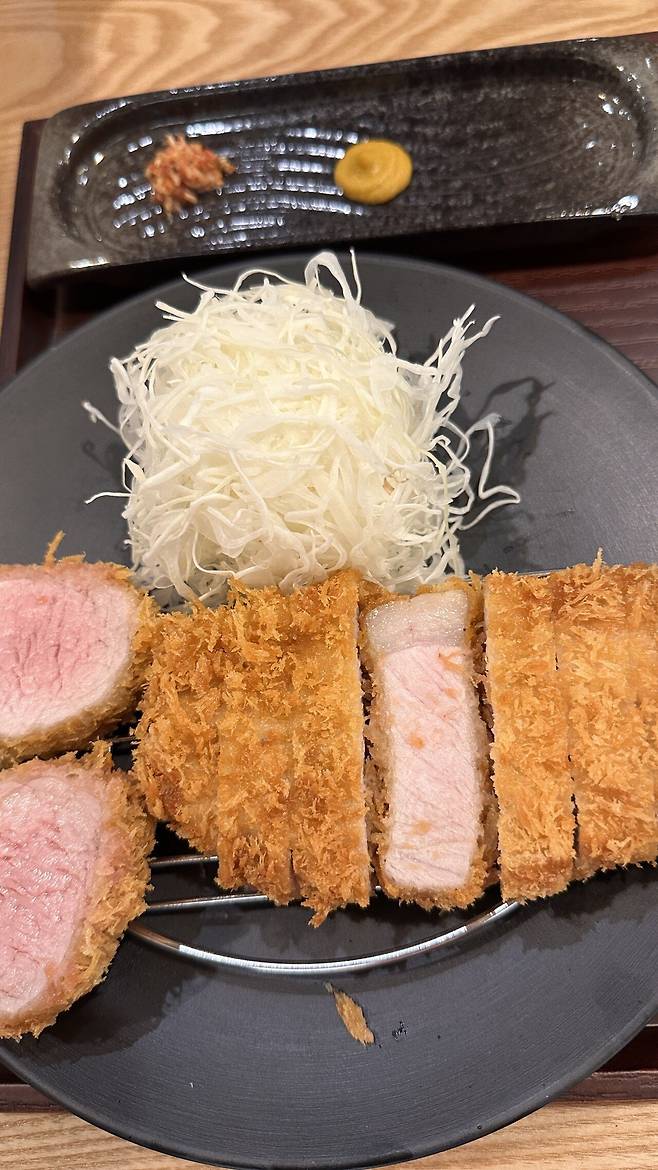 IMG_6809.jpeg 서울역 쪽 오늘 오픈한 돈까스집