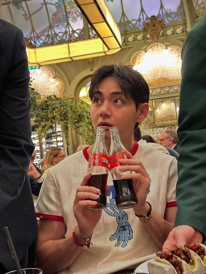 BTS 뷔 SNS 캡처