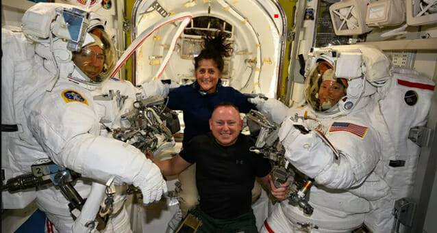 스타라이너 우주비행사가 ISS에 도착해 생활하고 있는 모습 (출처=나사 블로그)