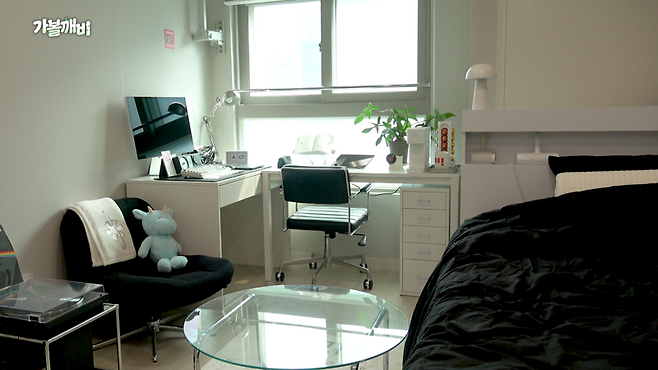 아츠스테이 성산2호점 19㎡ 입주민의 방 내부.