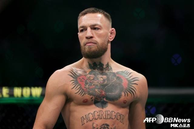 코너 맥그리거도 ‘백악관 UFC’에서의 복귀를 기대했다. 그는 SNS를 통해 “트럼프 대통령이 백악관에서 UFC 대회를 개최할 것이라는 발표에 매우 신이 난다. 그런 영광스러운 자리에 나도 함께할 수 있다면 정말 영광일 것이다. 함께하고 싶다”고 전했다. 사진=AFPBBNews=News1