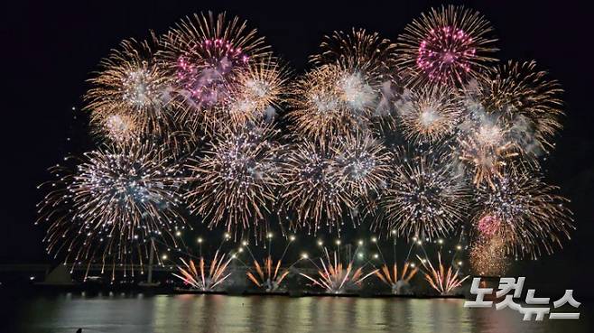 제19회 부산불꽃축제. 김혜민 기자