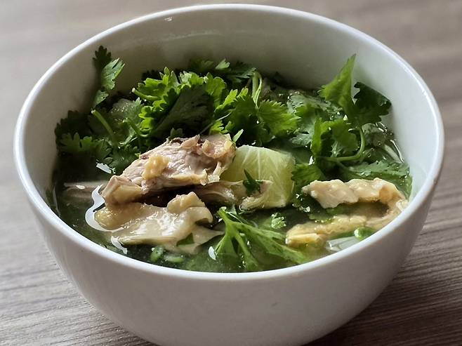 닭고기 쌀국수.