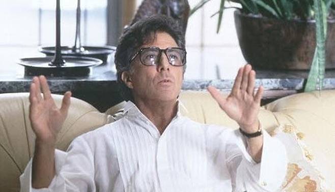 영화 속 대통령의 참모들은 미존재 사실로 프레임 전쟁을 벌인다.[사진｜더스쿠프 포토]