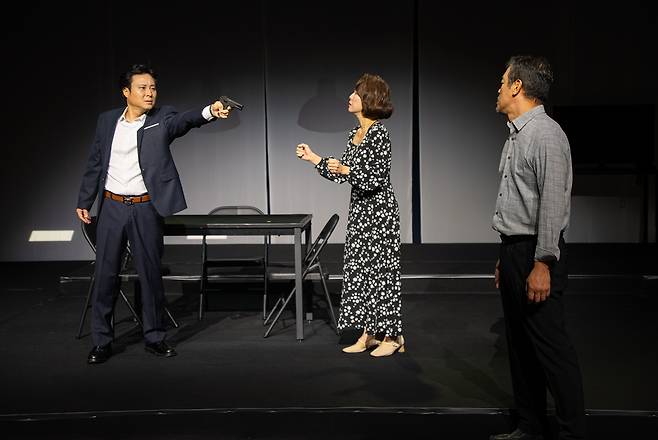 현오가 노경을 암살하는 장면 / 사진=사자자리