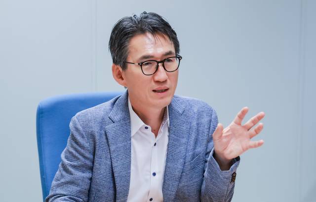 최성호 정보통신기획평가원 차세대네트워크(6G)사업단장이 13일 디지털타임스와 인터뷰하고 있다. 박동욱기자 fufus@