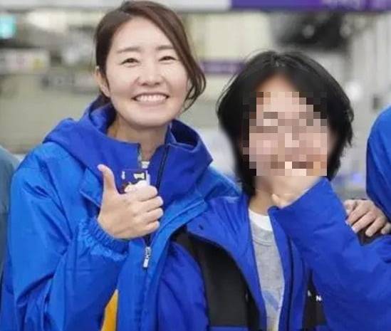 자신의 딸이 강선우 의원실서 근무했다는 A씨는 "딸이 식음을 마다하고 힘들어한다"며 "강 의원은 갑질할 사람이 아니다"라고 항변했다. 출처 = 페이스북