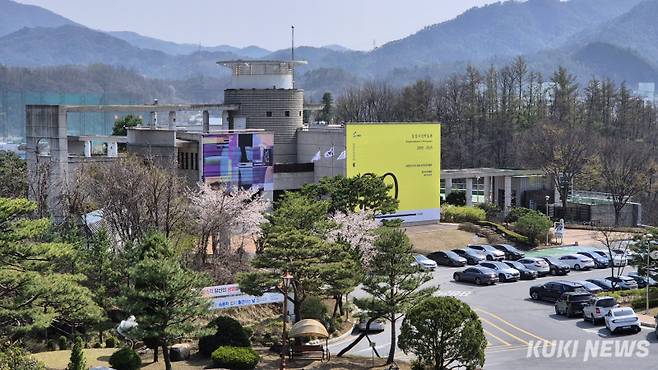 강원 영월 동강사진박물관 전경. (사진=영월군)